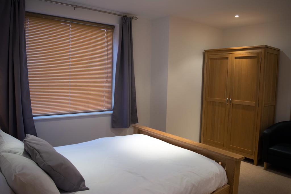 Parc Y Bryn Serviced Apartments Aberystwyth Bagian luar foto
