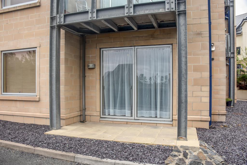Parc Y Bryn Serviced Apartments Aberystwyth Bagian luar foto