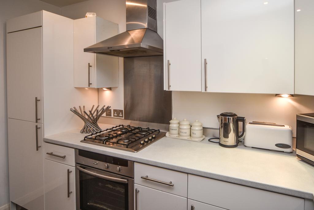 Parc Y Bryn Serviced Apartments Aberystwyth Bagian luar foto