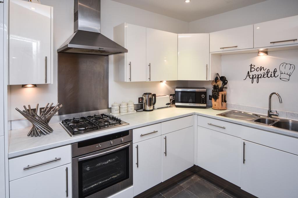 Parc Y Bryn Serviced Apartments Aberystwyth Bagian luar foto