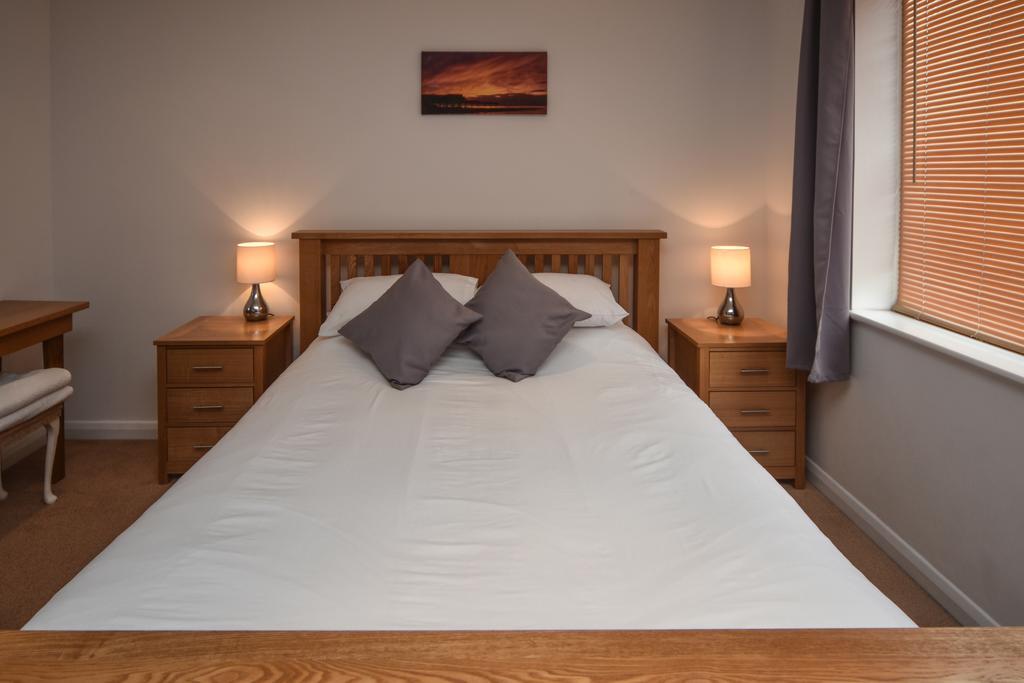 Parc Y Bryn Serviced Apartments Aberystwyth Bagian luar foto